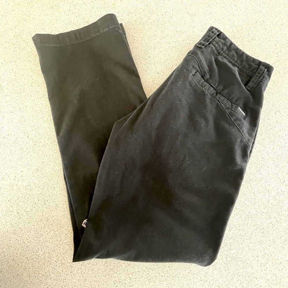 #28 Volcom mid rise straight legged jeans
